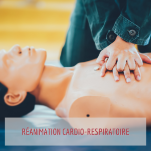 Parcours Formation | RCR | Mannequin recevant un massage cardiaque